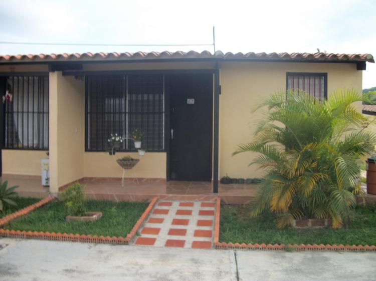 Foto Casa en Venta en Avda. Valmore Rodriguez, cerca a las Palmeras, Naguanagua, Carabobo - BsF 429.000 - CAV30269 - BienesOnLine