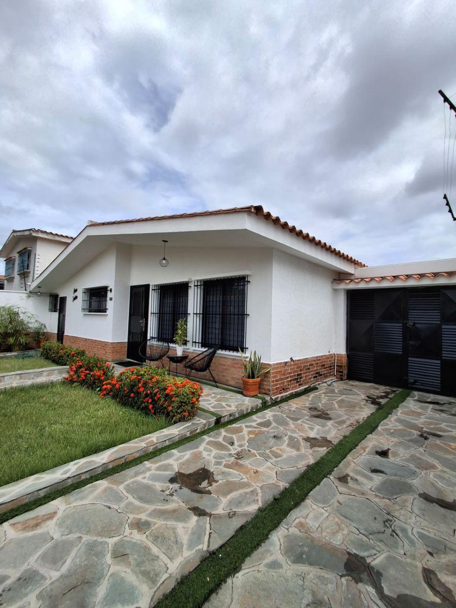 Foto Casa en Venta en Valencia, Carabobo - U$D 90.000 - CAV241556 - BienesOnLine