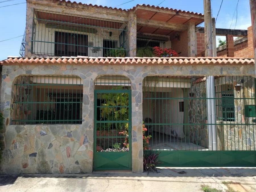 Foto Casa en Venta en San Blas Centro, Valencia, Carabobo - U$D 30.000 - CAV155989 - BienesOnLine