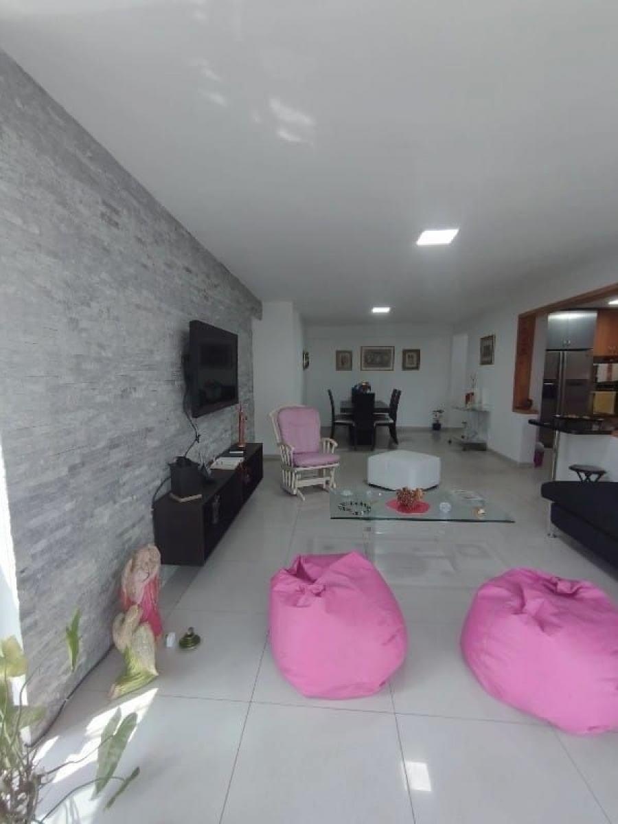 Foto Apartamento en Venta en Este de Barquisimeto, Lara - U$D 60.000 - APV189702 - BienesOnLine