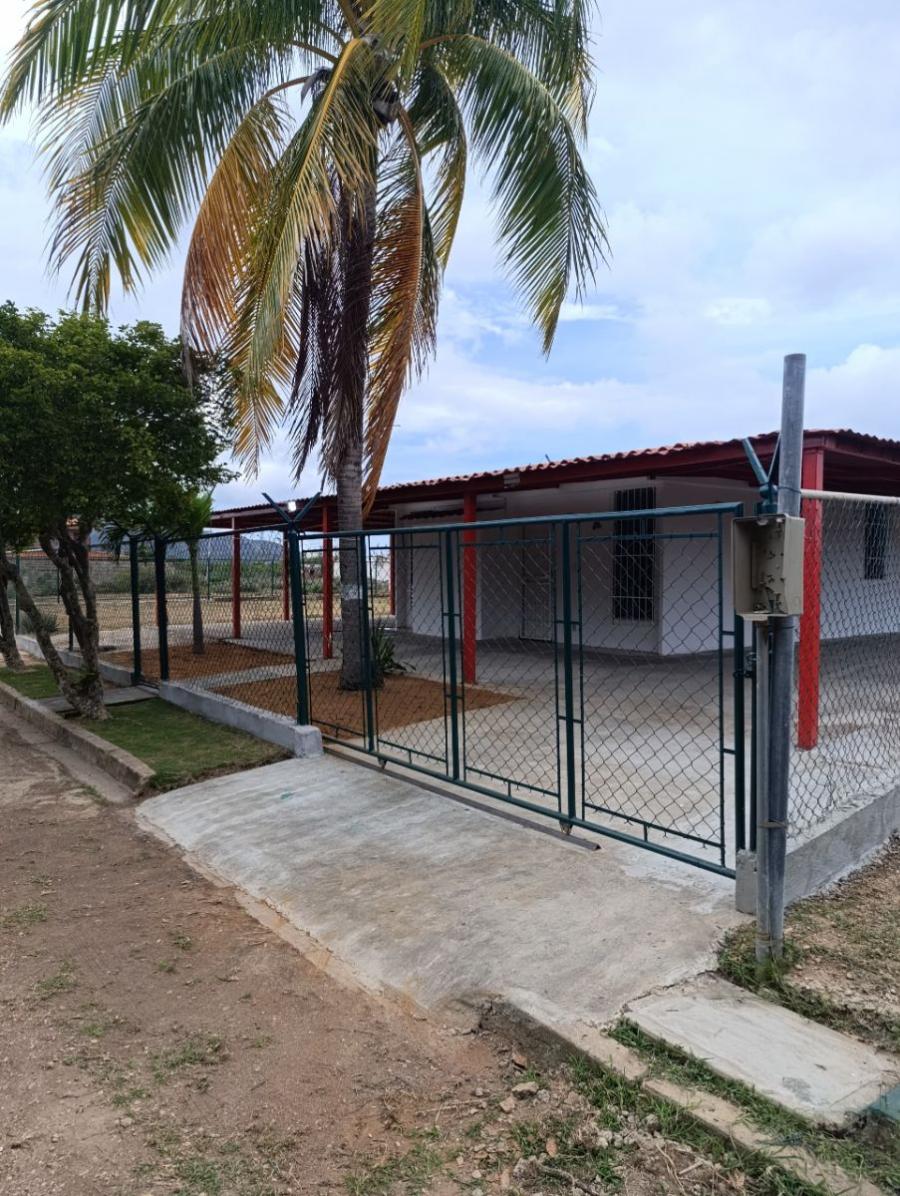 Foto Casa en Venta en Avenida Juan de castellanos, Juan Griego, Nueva Esparta - U$D 9.900 - CAV238940 - BienesOnLine