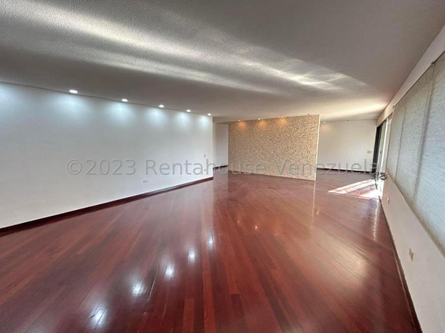 Foto Apartamento en Venta en El Pen, Caracas, Distrito Federal - U$D 215.000 - APV228137 - BienesOnLine