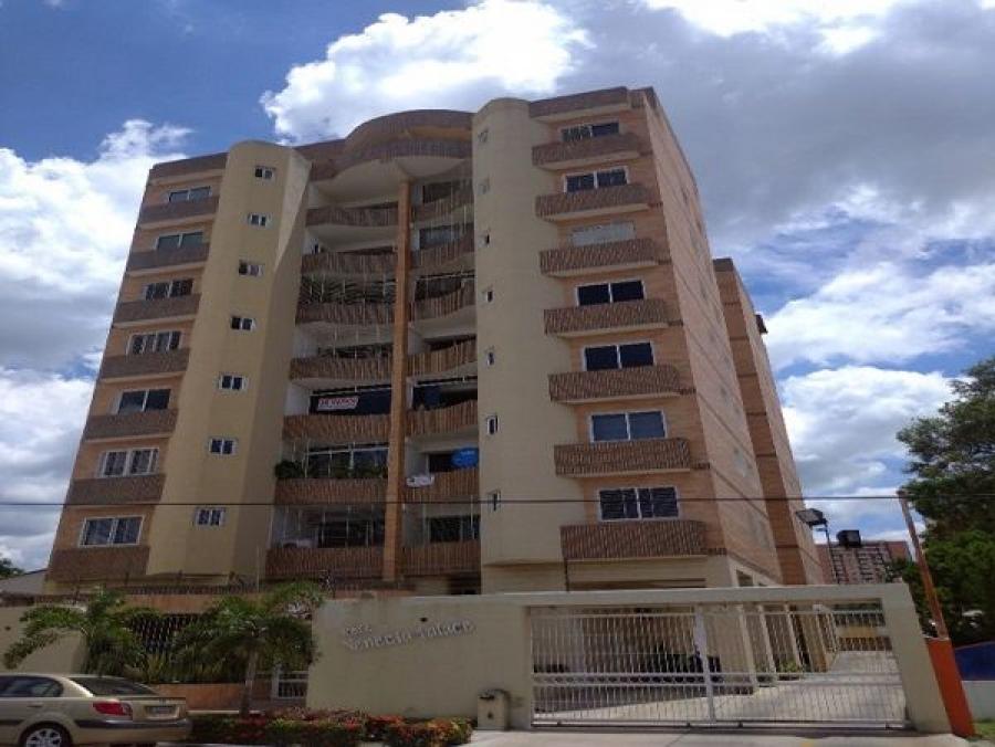 Foto Apartamento en Venta en agua blanca, Valencia, Carabobo - U$D 26.500 - APV150511 - BienesOnLine