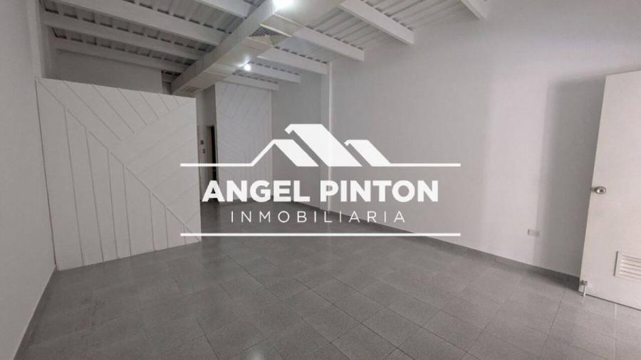 LOCAL COMERCIAL ALQUILER CALLE 72 MARACAIBO API 6709