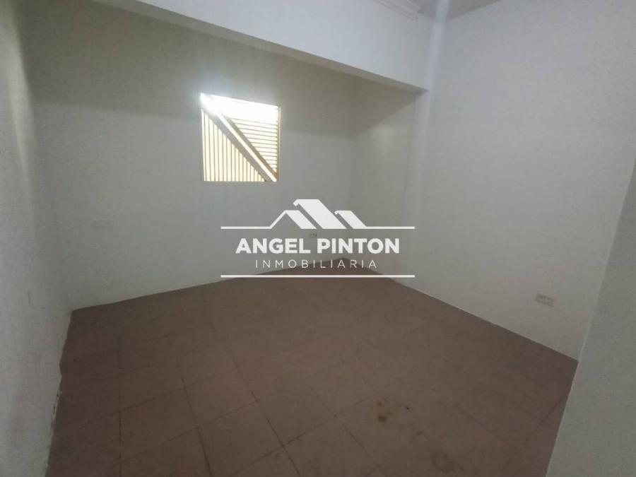 Foto Local en Alquiler en Maracaibo, Zulia - U$D 600 - LOA238621 - BienesOnLine