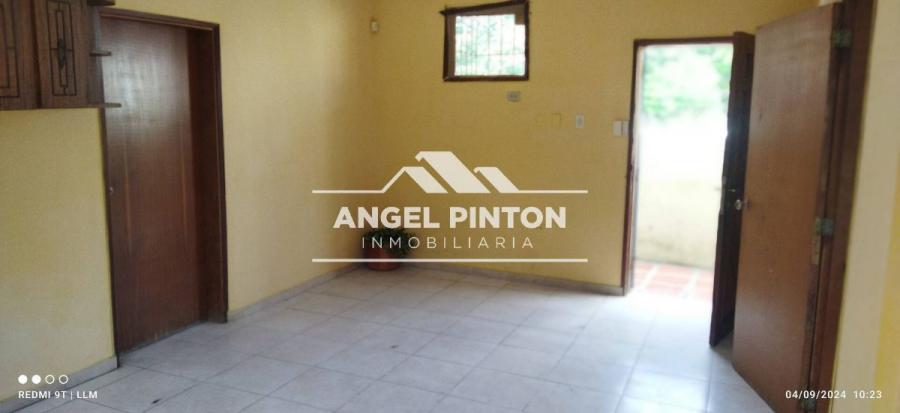 Foto Local en Alquiler en Maracaibo, Zulia - U$D 120 - LOA235957 - BienesOnLine