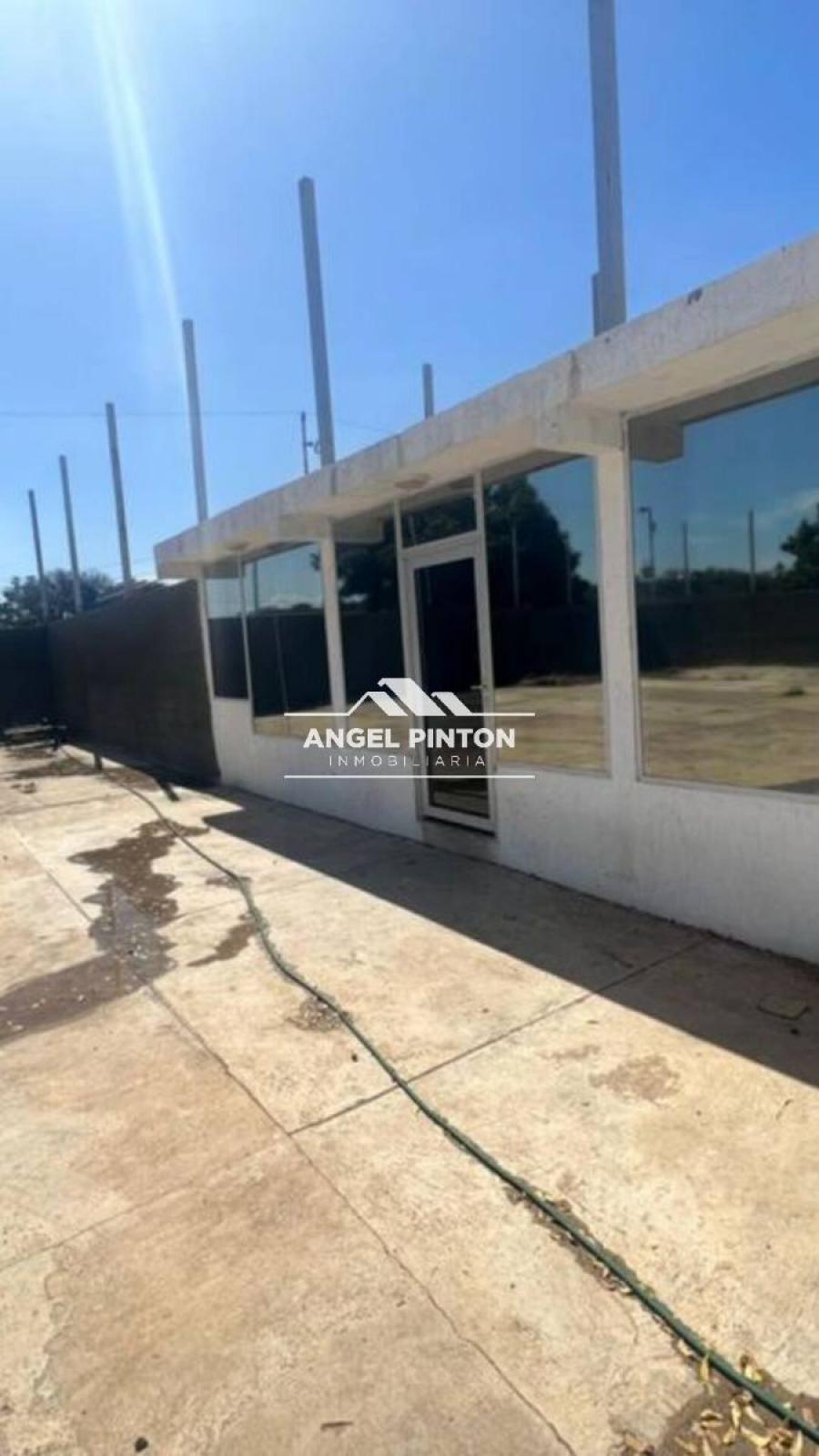 LOCAL COMERCIAL EN CIRCUNVALACION 1 EN VENTA API 9669