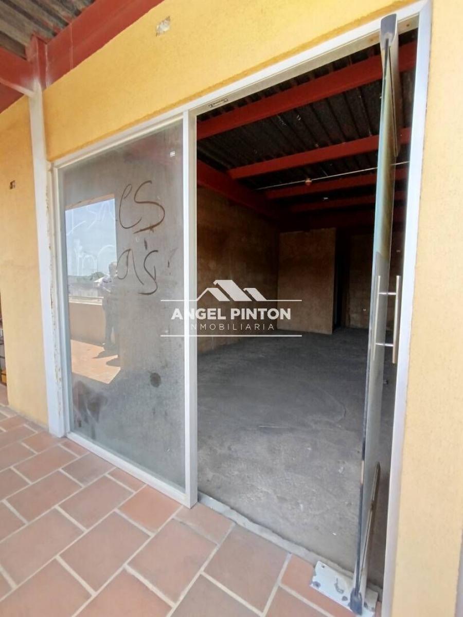 LOCAL COMERCIAL EN VENTA C.C SANTA MONICA PLAZA SAN FRANCISCO API 9012 