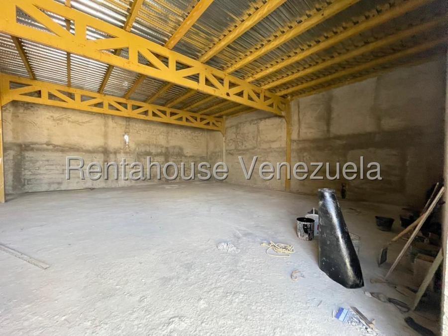 Local Comercial en Venta en Puerta Maraven, Falcon MLS #25-13429 GR 