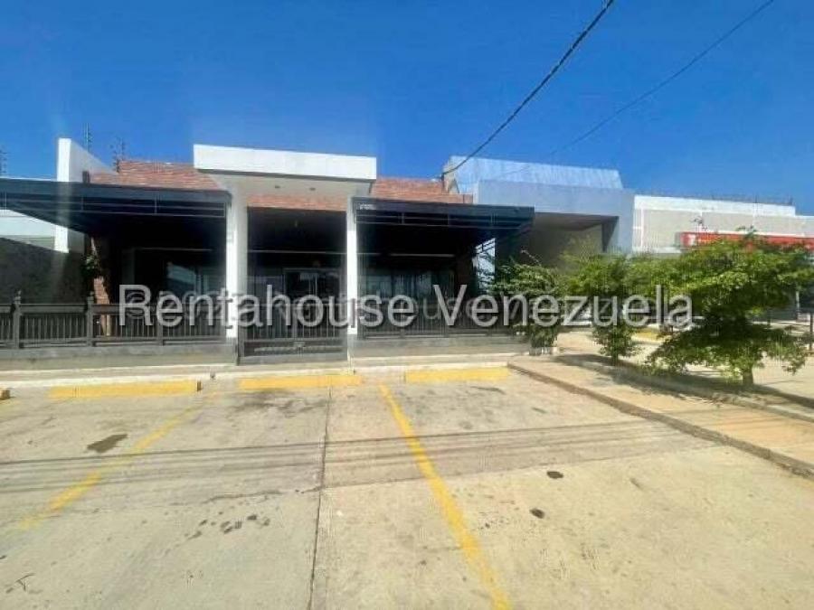 Local Comercial en Venta en Punto Fijo, Falcon MLS #25-8231 GR 