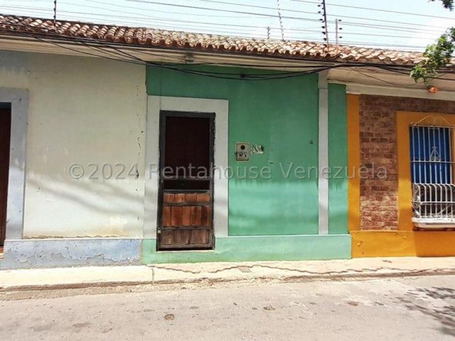 Local comercial en venta enCalle Monzon MLS #25-19 OP