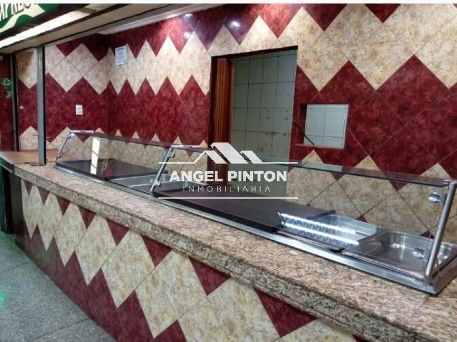 LOCAL COMERCIAL VENTA CC CIUDAD CHINITA MARACAIBO API 6130