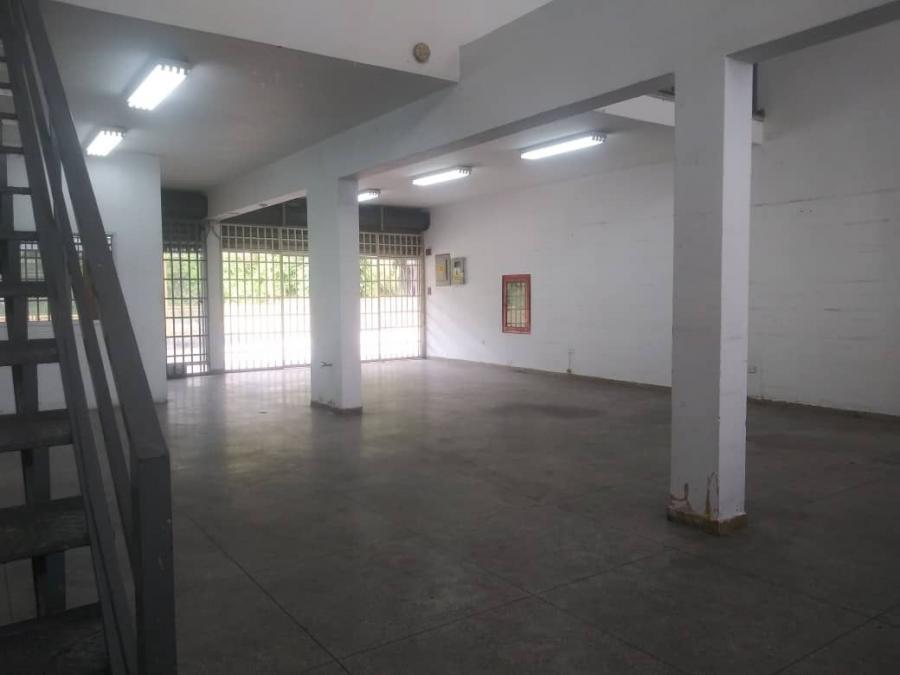 Foto Local en Alquiler en Valencia, Carabobo - U$D 700 - LOA234786 - BienesOnLine