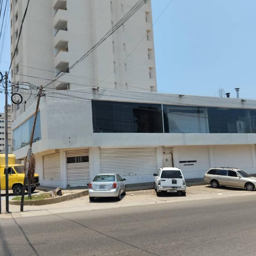 Foto Local en Alquiler en Maracaibo, Zulia - U$D 4.000 - LOA228710 - BienesOnLine