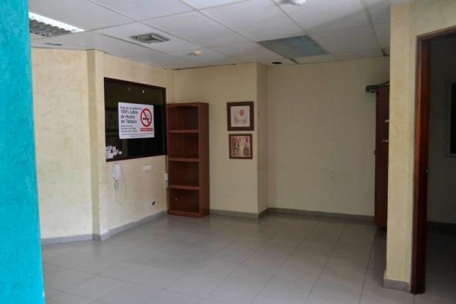 Foto Local en Venta en Maracaibo, Zulia - U$D 27.000 - LOV233019 - BienesOnLine