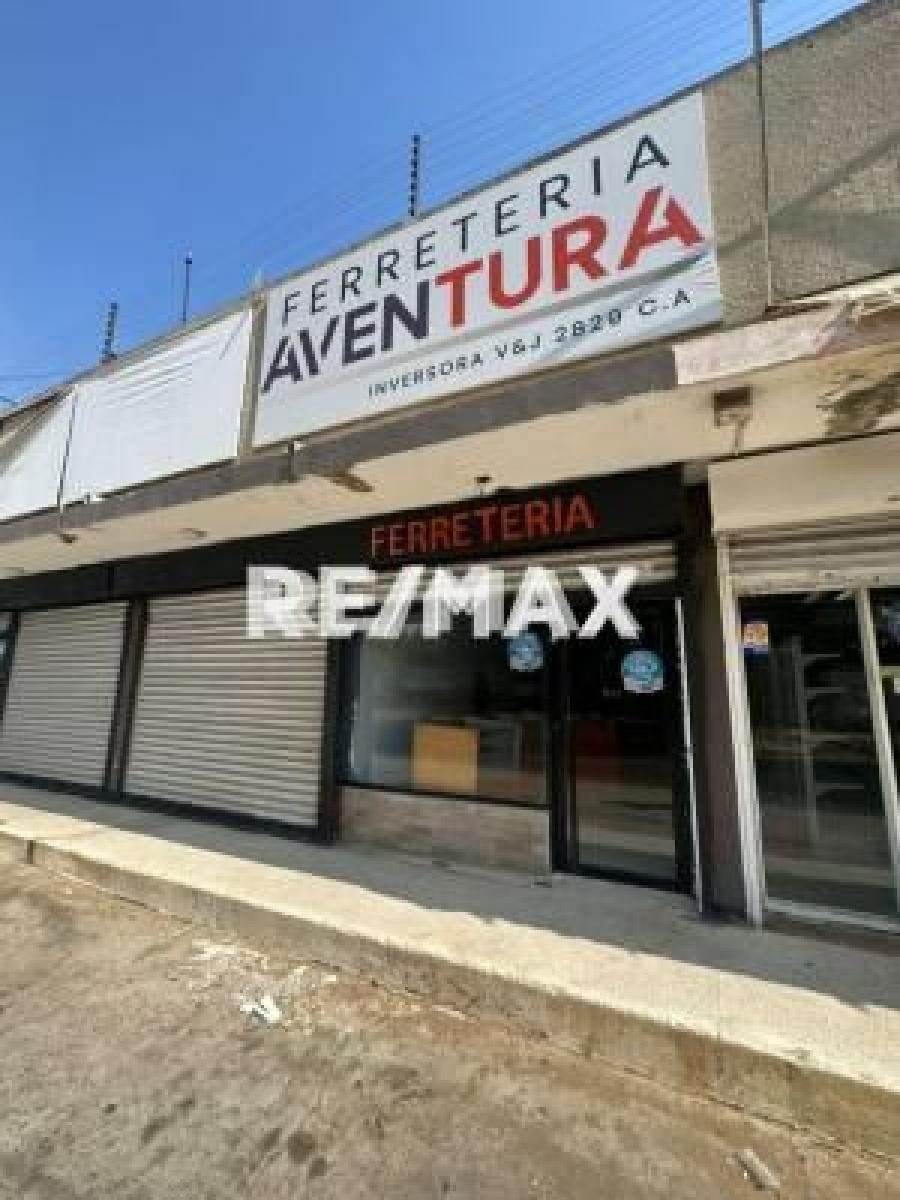 Foto Local en Venta en Maracaibo, Zulia - U$D 250.000 - LOV231644 - BienesOnLine