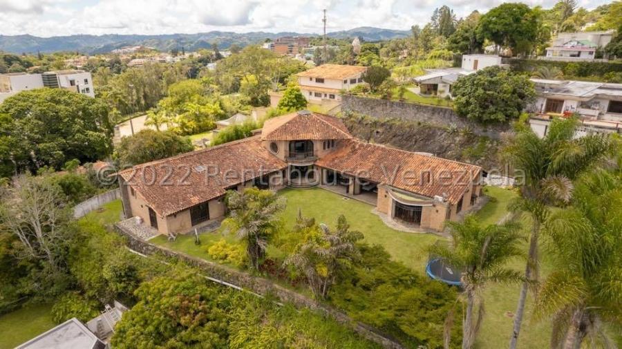 Foto Casa en Venta en La Lagunita Country Club, Caracas, Distrito Federal - U$D 680.000 - CAV226981 - BienesOnLine