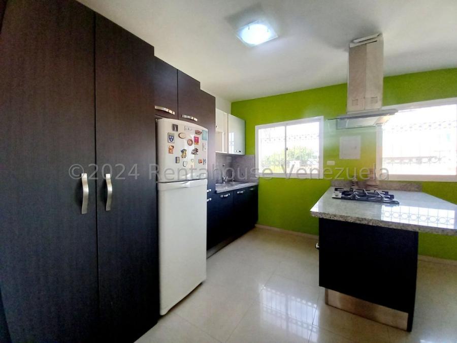 +58 414-6954944 # 24-23090 Apartamento en Venta en Centro, Falcon