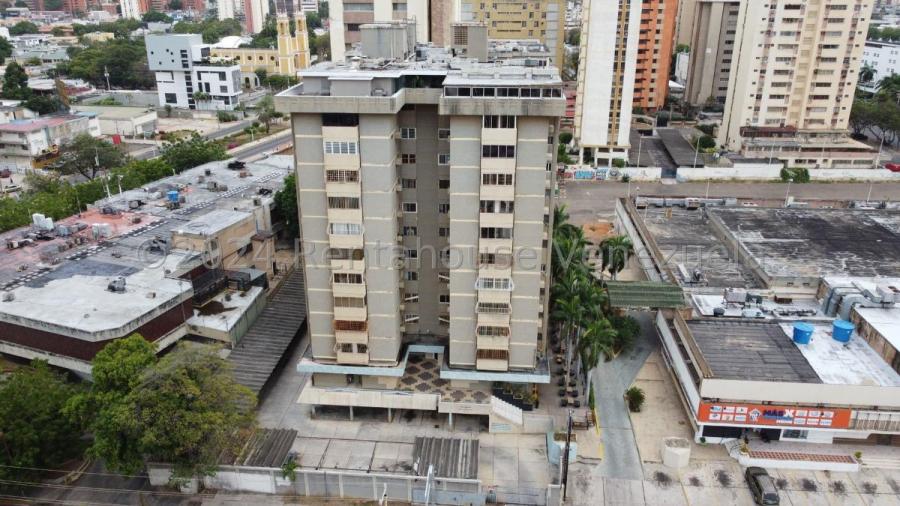 Foto Apartamento en Venta en Maracaibo, Zulia - U$D 30.000 - APV228325 - BienesOnLine