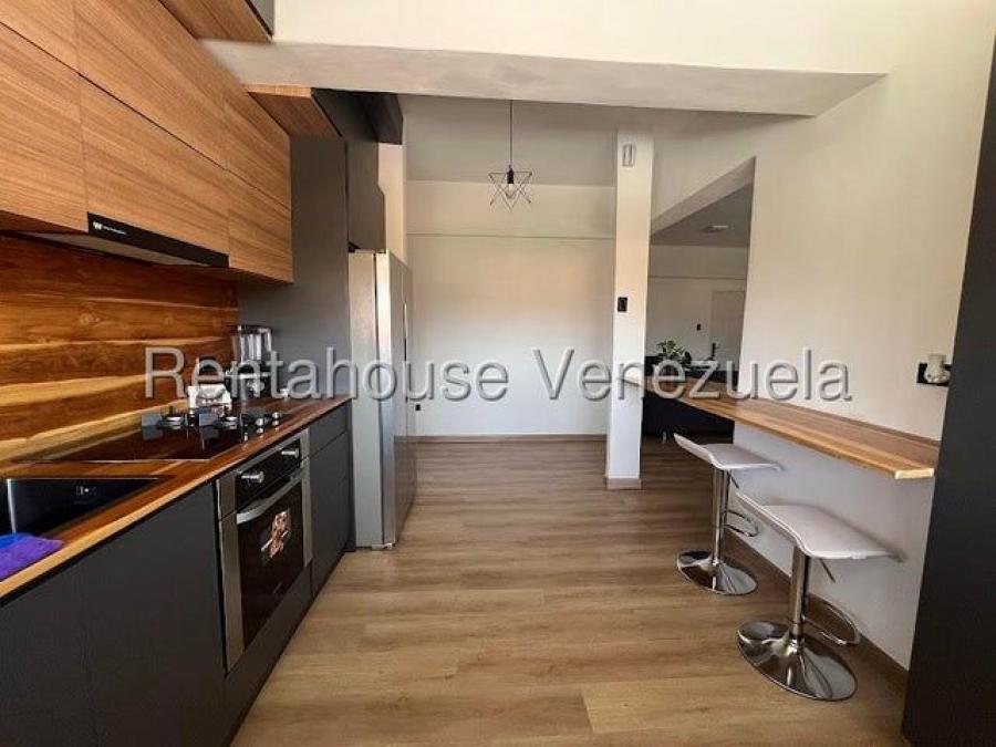 Moderno e impecable apartamento en alquiler Maracay 