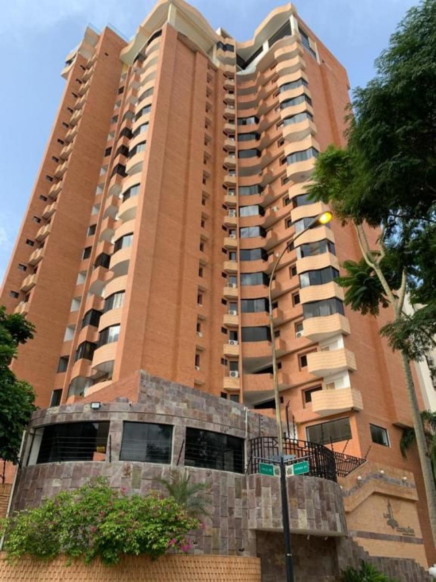 Foto Apartamento en Venta en La Trigalea, Valencia, Carabobo - U$D 40.000 - APV137845 - BienesOnLine