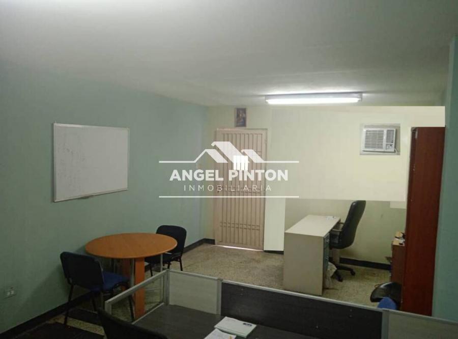 Foto Oficina en Alquiler en Maracaibo, Zulia - U$D 150 - OFA232601 - BienesOnLine