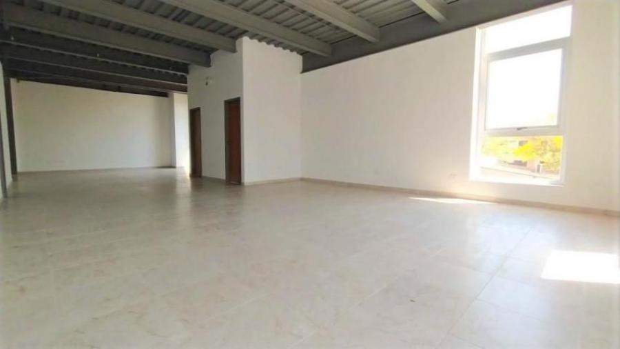 Foto Oficina en Alquiler en Valencia, Valencia, Carabobo - U$D 500 - OFA233350 - BienesOnLine