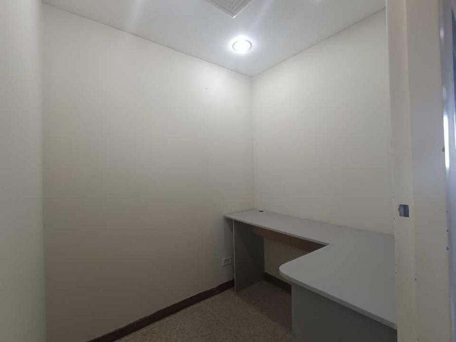 Foto Oficina en Venta en Valencia, Valencia, Carabobo - U$D 25.000 - OFV234300 - BienesOnLine