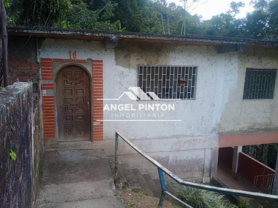 POSADA EN VENTA EN LA CORTADA DEL GUAYABO API 6161