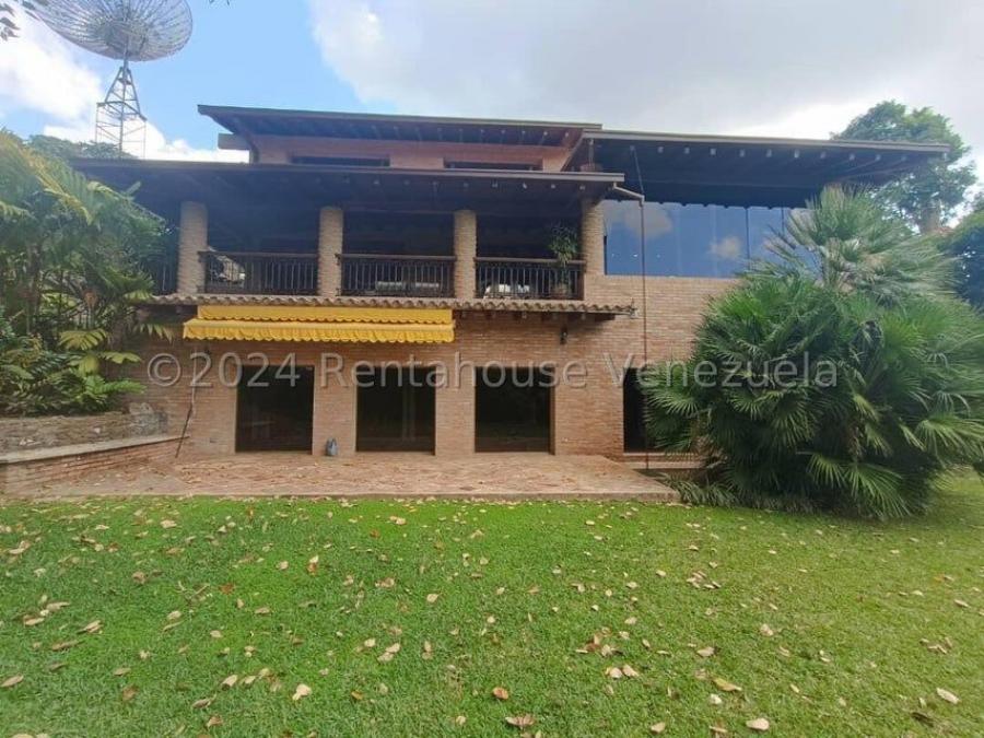 Foto Casa en Alquiler en La Lagunita Country Club, Caracas, Distrito Federal - U$D 5.000 - CAA229324 - BienesOnLine