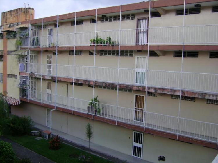 Foto Apartamento en Venta en Caa de Azucar, Maracay, Aragua - BsF 400.000 - APV34454 - BienesOnLine