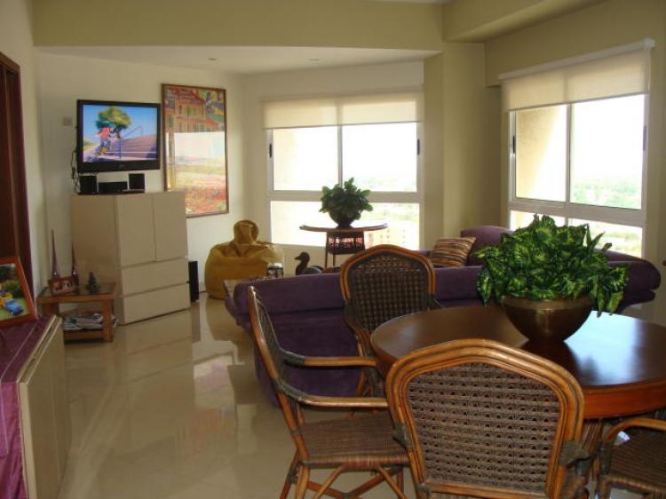 Foto Apartamento en Venta en Av. Bella Vista, Maracaibo, Zulia - BsF 2.350.000 - APV39217 - BienesOnLine