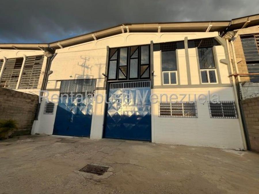 Foto Galpon en Alquiler en Valencia, Carabobo - U$D 900 - GAA241298 - BienesOnLine