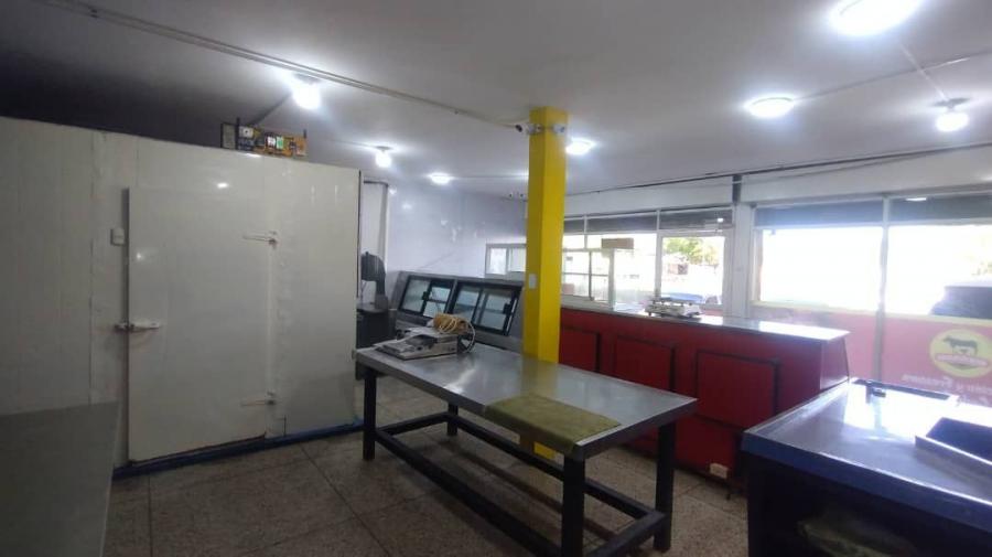 SE ALQUILA LOCAL COMERCIAL SANTA FE 3 ZONA OESTE  MARACAIBO