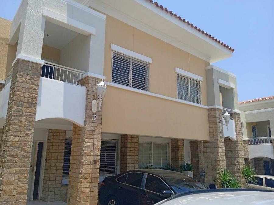 Foto Casa en Venta en El milagro maracaibo, Zulia - U$D 250.000 - CAV171798 - BienesOnLine