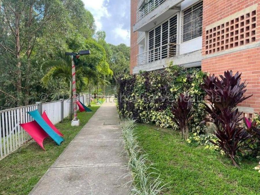 Se Vende Apartamento 	El Encantado MLS #23-18673