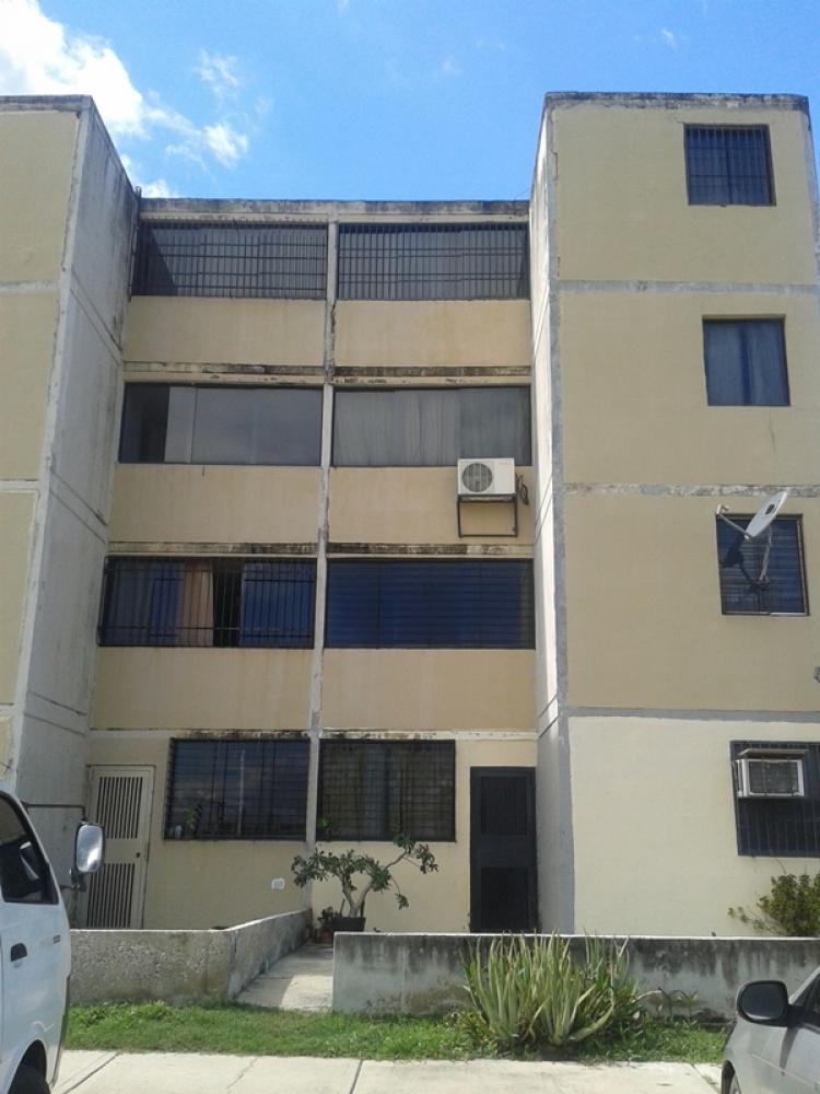 Foto Apartamento en Venta en Los Guayos, Los Guayos, Carabobo - BsF 65.000.000 - APV102325 - BienesOnLine