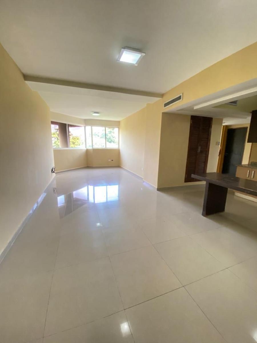 Foto Apartamento en Venta en Olegario villalobos, 5Don Bosco, Zulia - U$D 28.000 - APV232435 - BienesOnLine