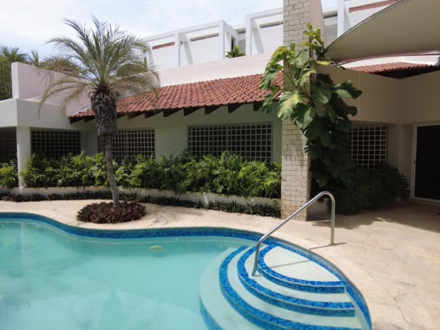 Foto Casa en Venta en Maracaibo, Maracaibo, Zulia - U$D 490.000 - CAV151862 - BienesOnLine