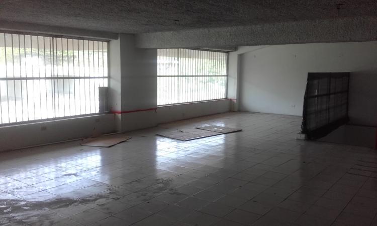 SE VENDE LOCAL COMERCIAL