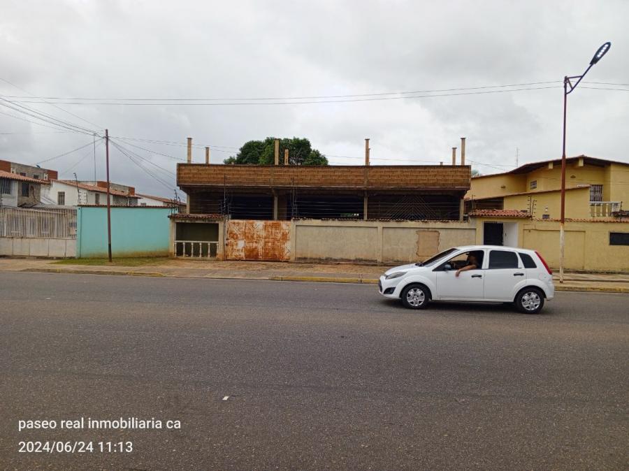 Foto Local en Venta en El Tigre, Anzoátegui - U$D 280.000 - LOV229710 - BienesOnLine