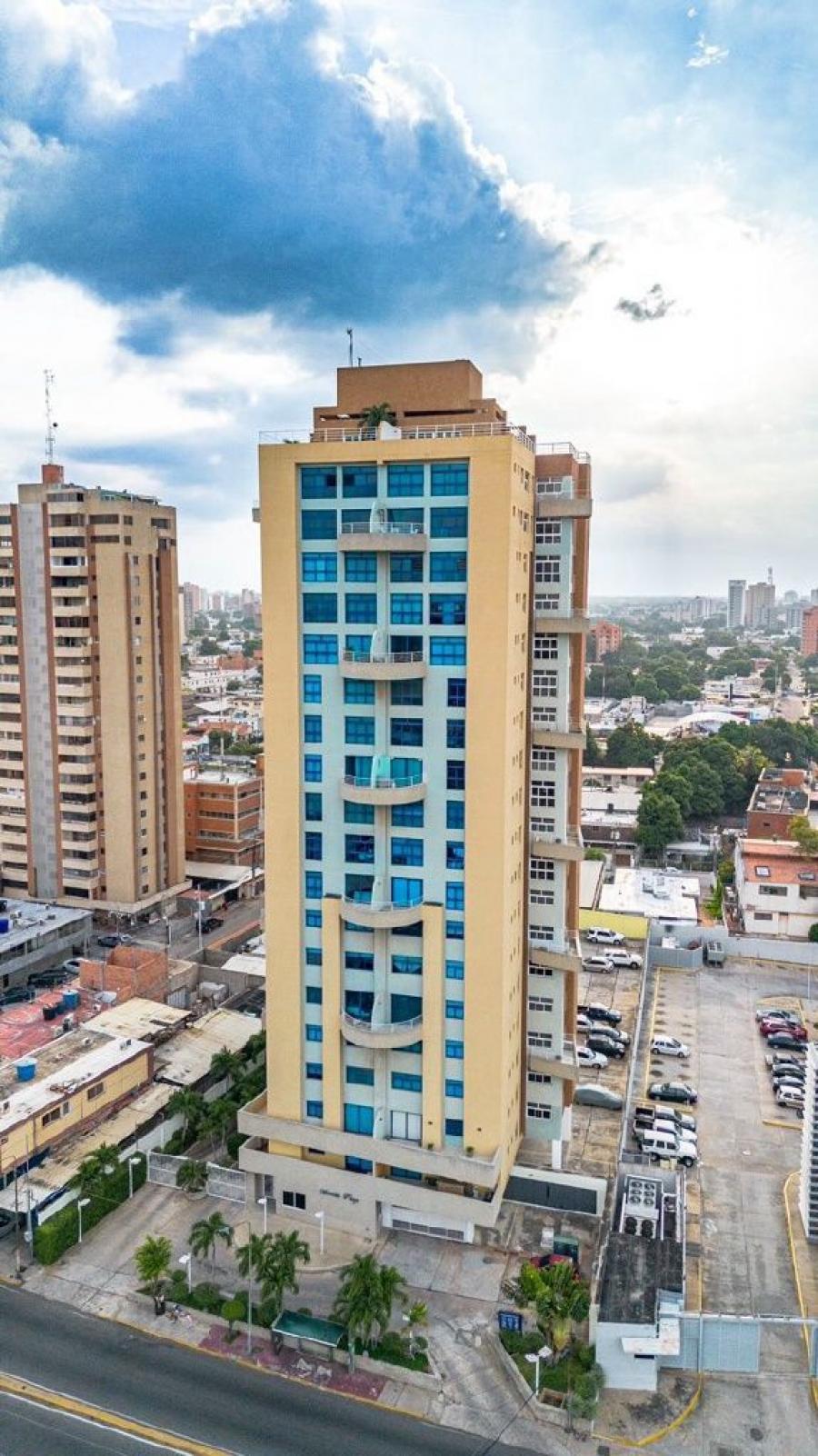 SE VENDE PH EXCLUSIVO APARTAMENTO ZONA BELLA VISTA MARACAIBO