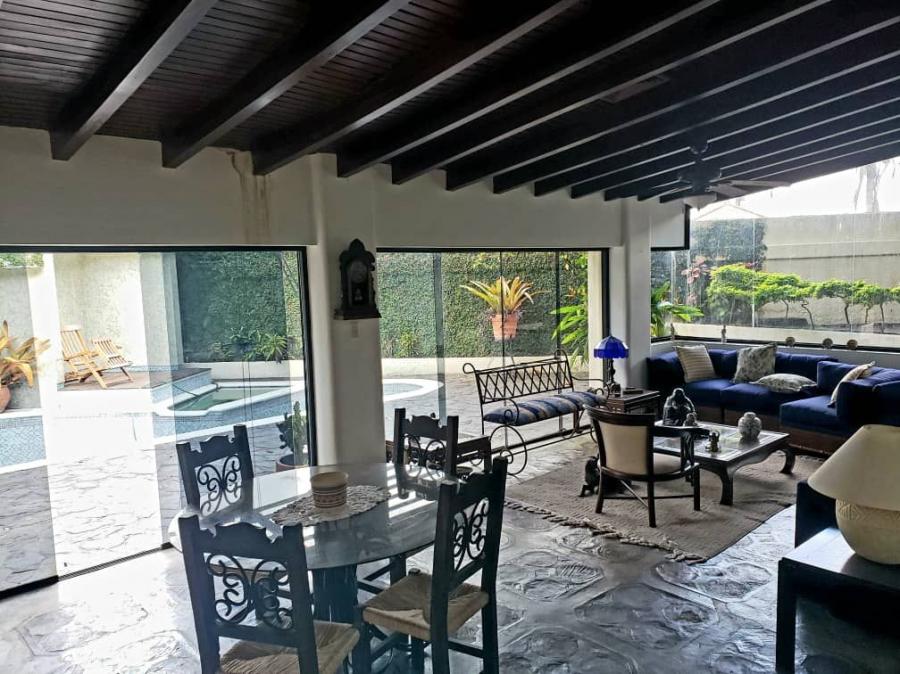 Sky Group Vende casa en la Viña FOC-1064 (+58 4144257272)