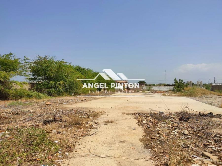 TERRENO ALQUILER Y VENTA. ZONA INDUSTRIAL NORTE MARACAIBO API 5693