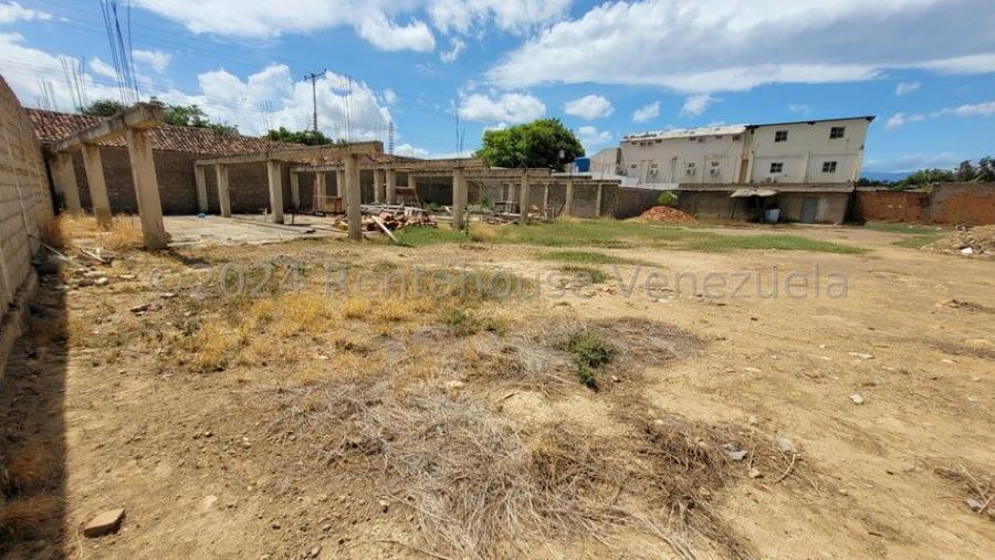 Terreno en venta en la Calle comercio de Coro