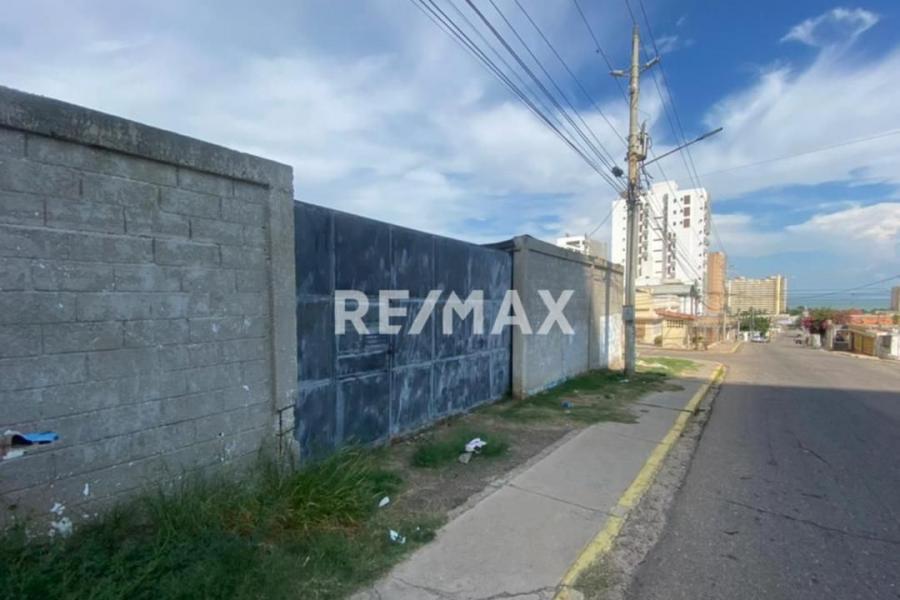 Terreno en Venta y Alquiler Sector La Lago Remax Millenium