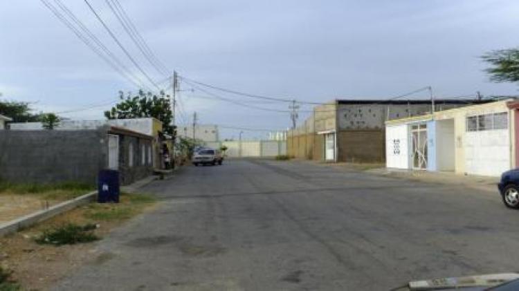 Terreno Venta Calle Guadalupe Puerta Maraven Punto Fijo-Falcón 13-4166