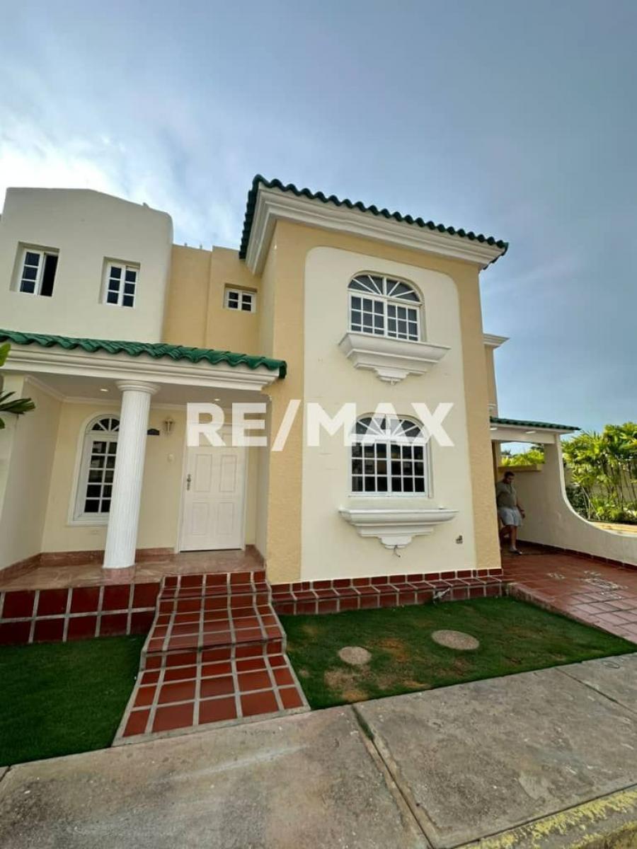 Foto Casa en Alquiler en Norte, Zulia, Zulia - U$D 1.000 - CAA231372 - BienesOnLine