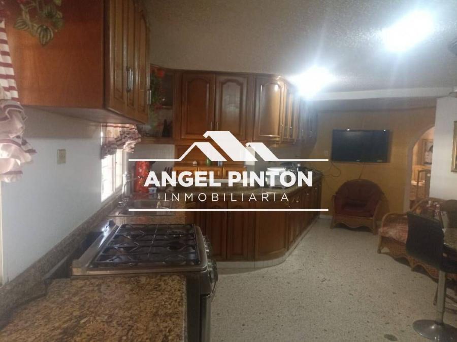 Foto Casa en Venta en Oeste, Maracaibo, Zulia - U$D 60.000 - CAV247807 - BienesOnLine