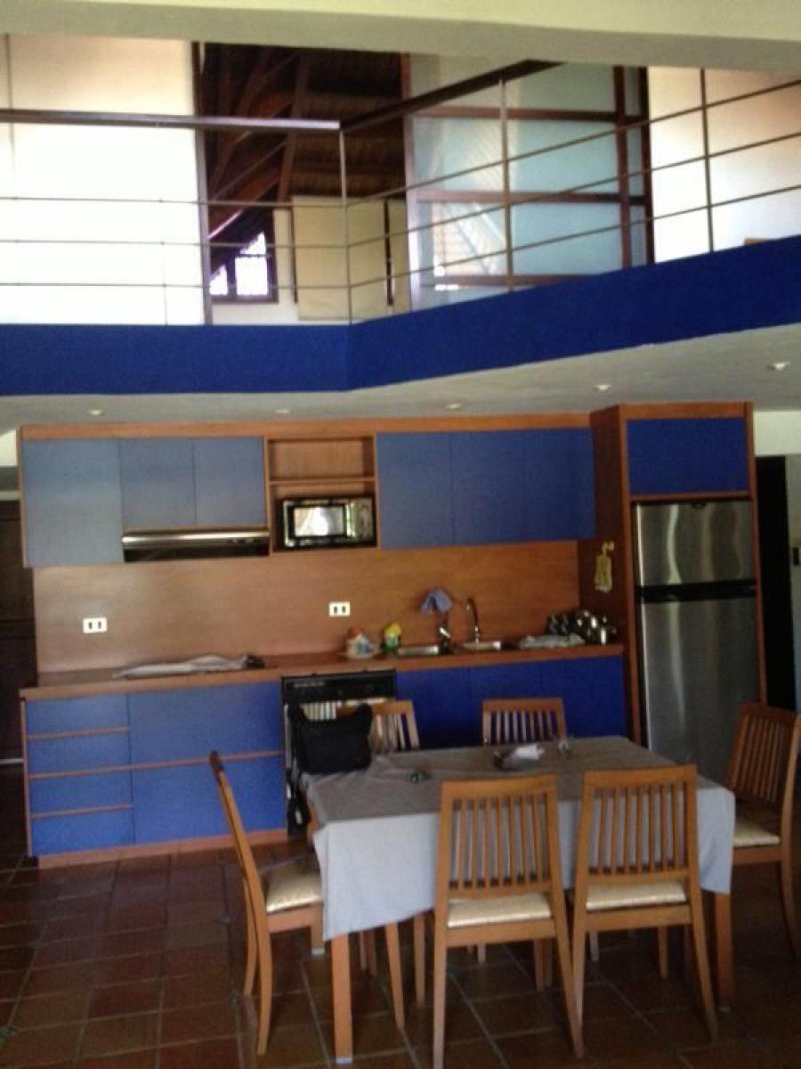 TOWNHOUSE EN VENTA EN CHICHIRIVICHE MG-5661632